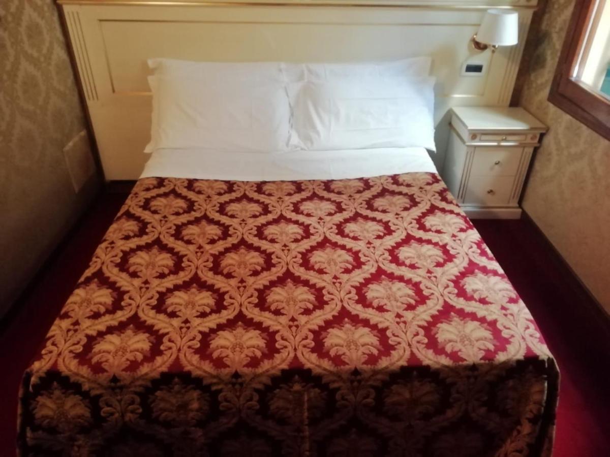 Casa Margot Hotel Venesia Bagian luar foto