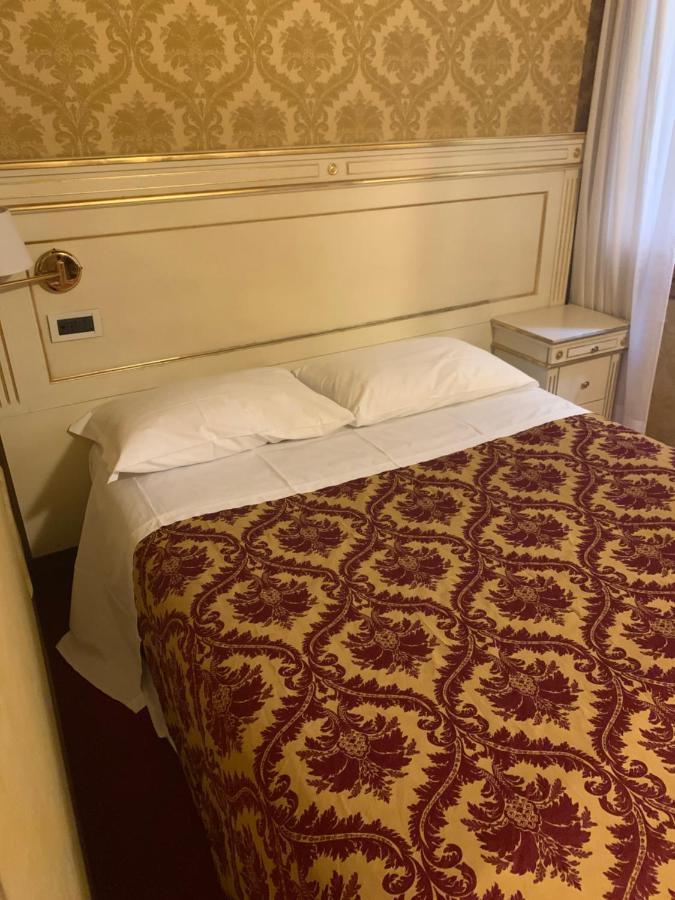 Casa Margot Hotel Venesia Bagian luar foto