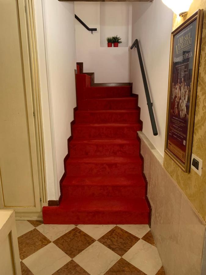 Casa Margot Hotel Venesia Bagian luar foto