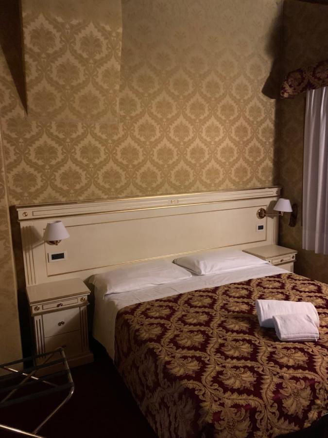 Casa Margot Hotel Venesia Bagian luar foto